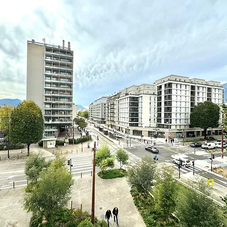 Le Centre-ville Trams Grenoble