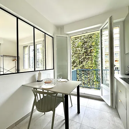 Le City, Centre-ville, Climatisation, Trams *