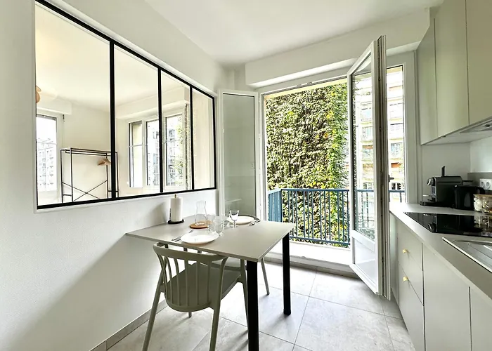 Le City, Centre-ville, Climatisation, Trams *